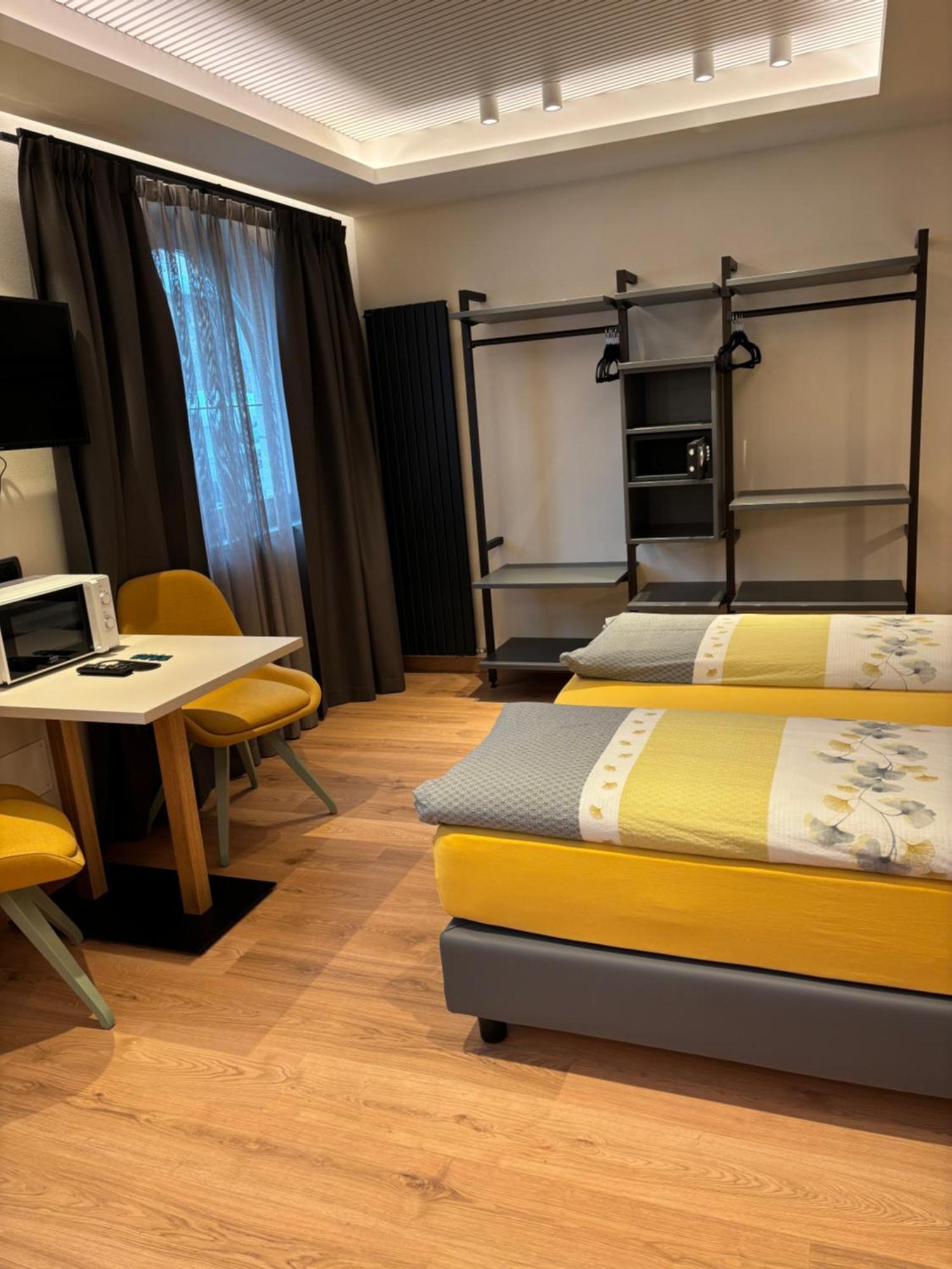 Hotel Piccolo Mondo ลีวินโญ ภายนอก รูปภาพ